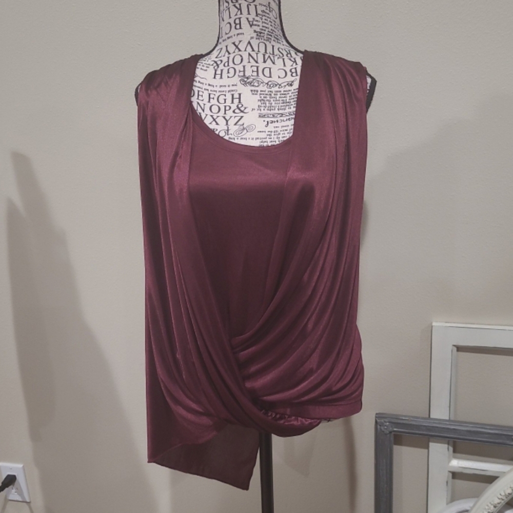 Harlowe and Graham Women's SZ S burgandy blouse festive holiday asymmetrical top